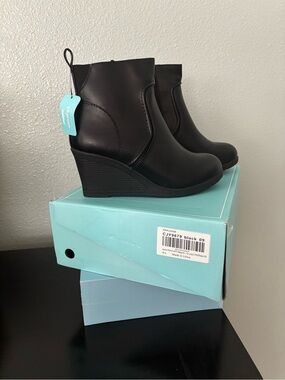 Women's 3” Black Wedge Ankle Boots - Sleek Stylish Comfort